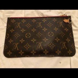 Louis Vuitton Wallet/Clutch
